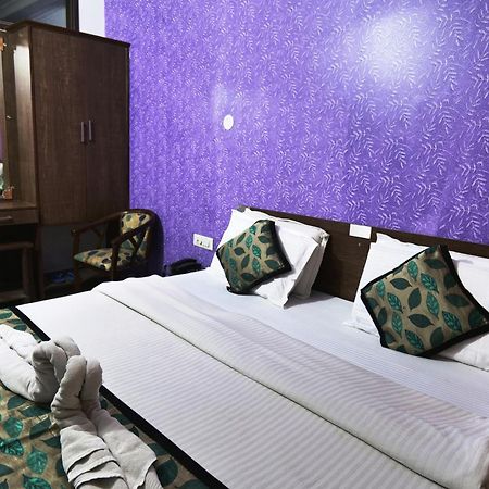 Hotel Holiday Comfort Amritsar Exterior foto